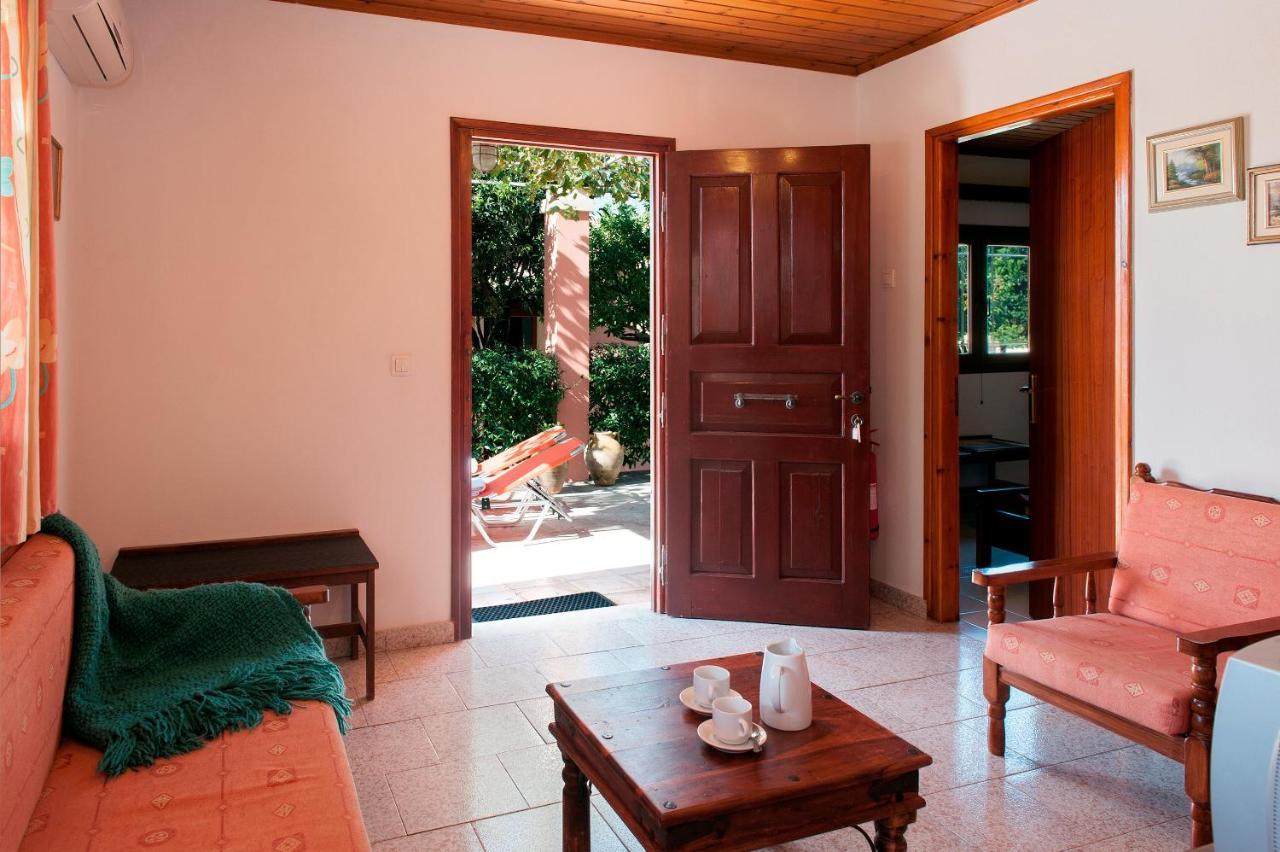 Amalia Cottages Agios Gordios  Luaran gambar